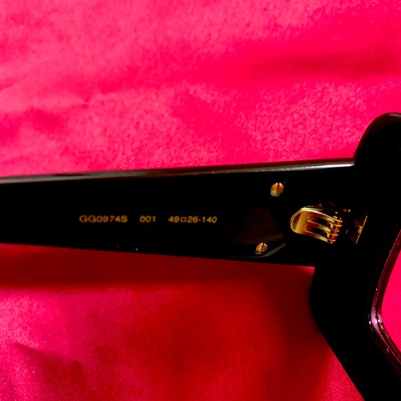 COPY - Beautiful  Rectangular frame Gucci Sun glasses with crystals Hollywood f… - Picture 3 of 8